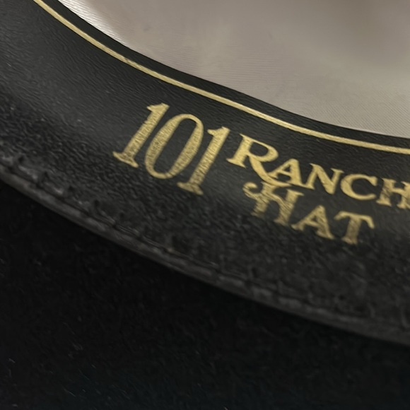 101 Ranch Hat 6 7/8. Pure wool. - Picture 7 of 9